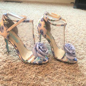Betsey Johnson Lilac high heel sandals